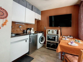 Studio moderne tout équip��, balcon, au pied des pistes – Les Belleville - FR-1-344-1122